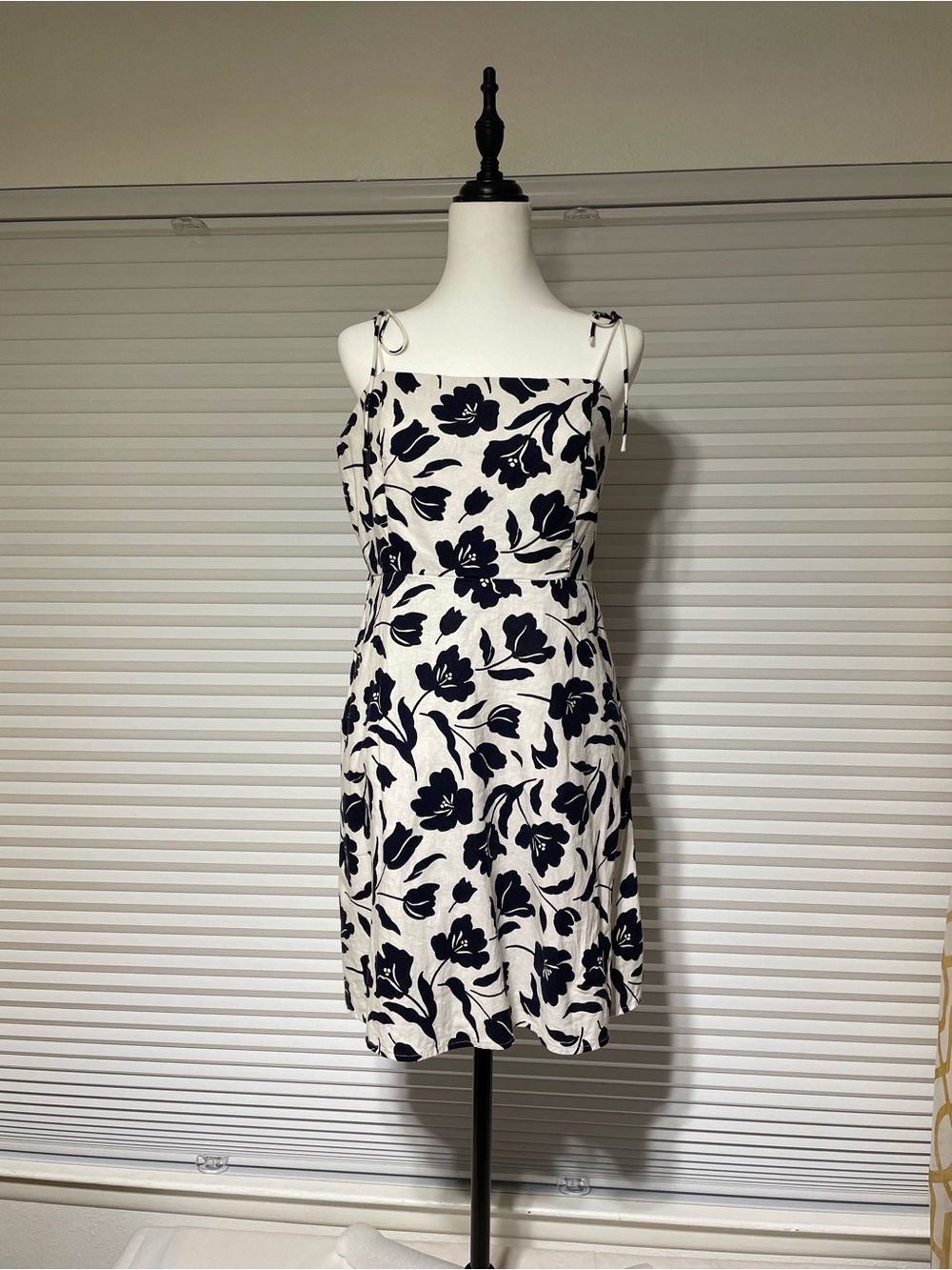 Floral Tie-Shoulder Sundress in Black and White, Old Navy